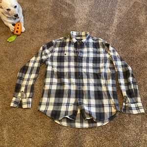 Men’s American Eagle Outfitters size large flannel button down